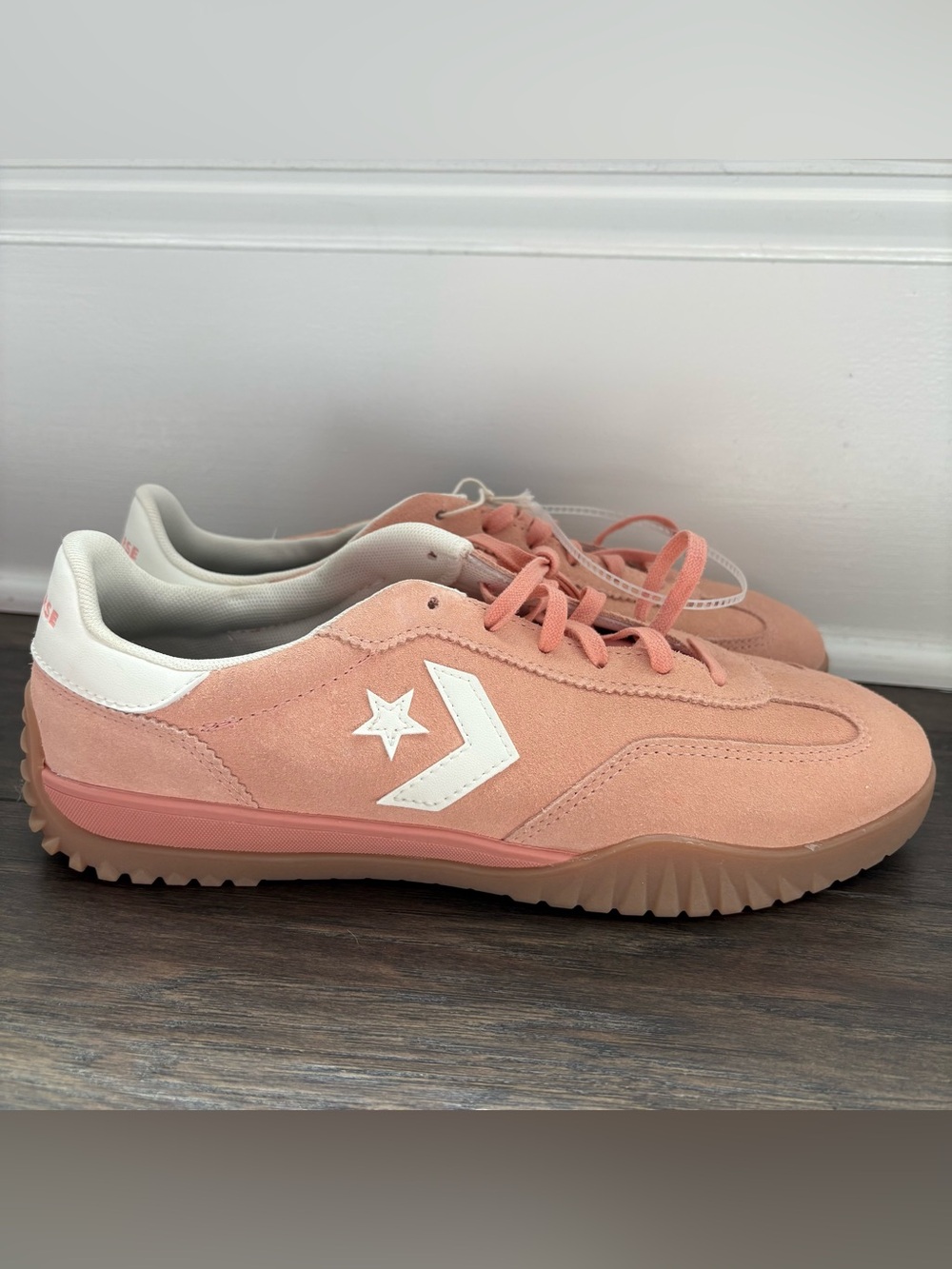 Converse Runstar Trainers in Pink White size men’s 9.5/womens 11